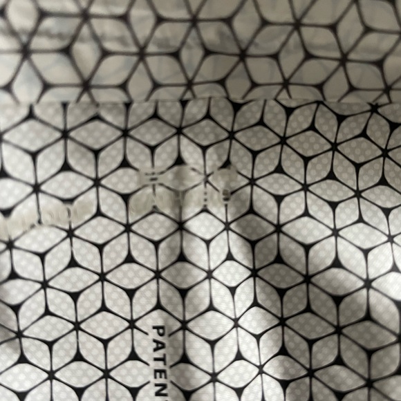 Columbia black rain jacket size 6 - Picture 6 of 6